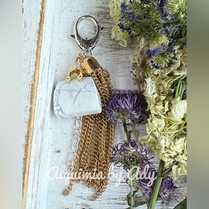 Carved howlite handbag gold  card holder keychain bag charms